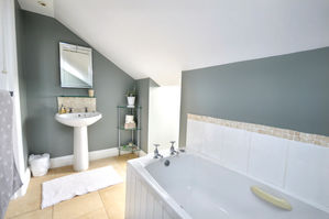Upstairs bathroom- click for photo gallery